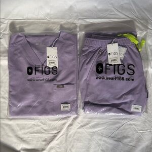 Figs Lavender Scrub Set